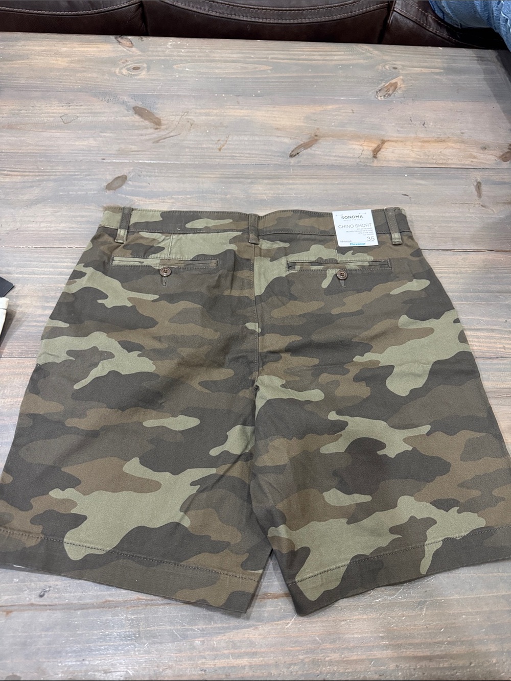 Brand New with Tags Men’s Chino Shorts Size 35 Camouflage Sonoma Flexwear - Picture 3 of 5